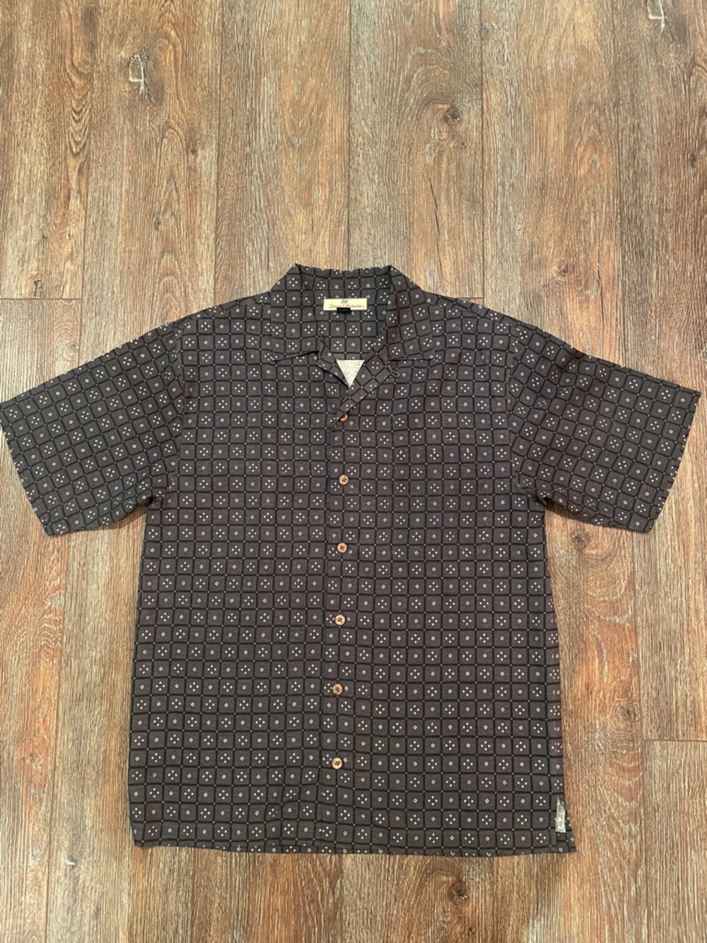 Tommy Bahama 100% Silk Men's Short-Sleeve Camp Shirt, Size Small